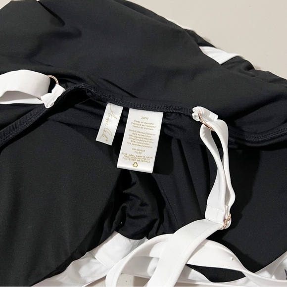 Anne Cole Plus Size Contrast Trim Mesh Insert One-Piece Swimsuit Size 20W - Picture 11 of 13